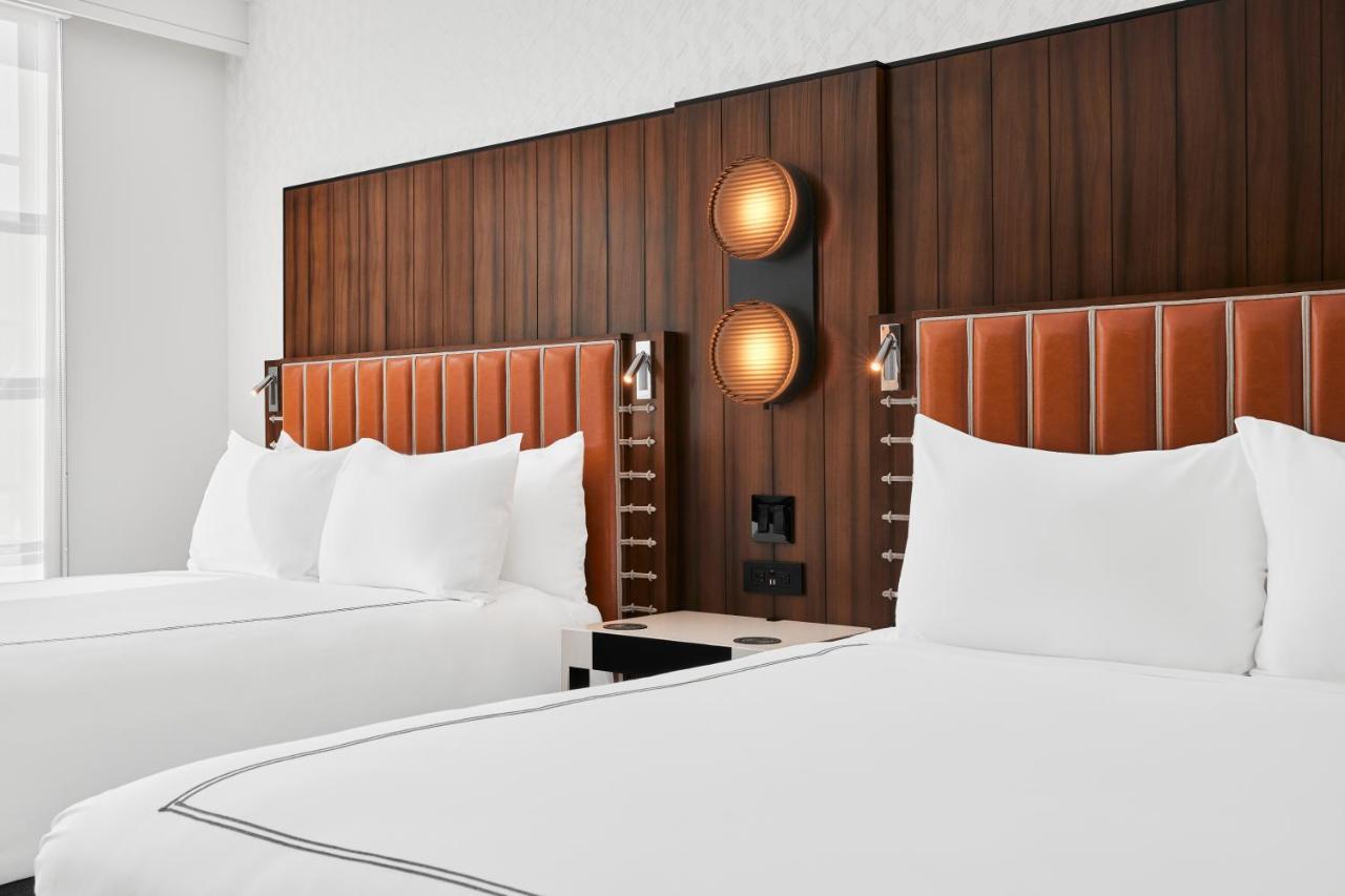 Готель The Godfrey Detroit, Curio Collection By Hilton Екстер'єр фото