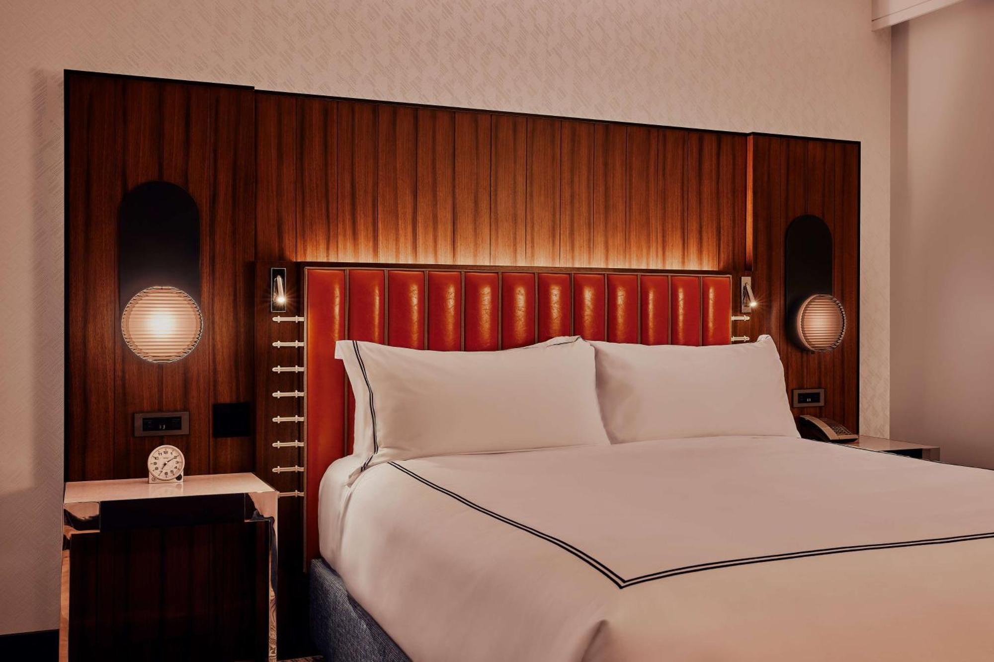 Готель The Godfrey Detroit, Curio Collection By Hilton Екстер'єр фото