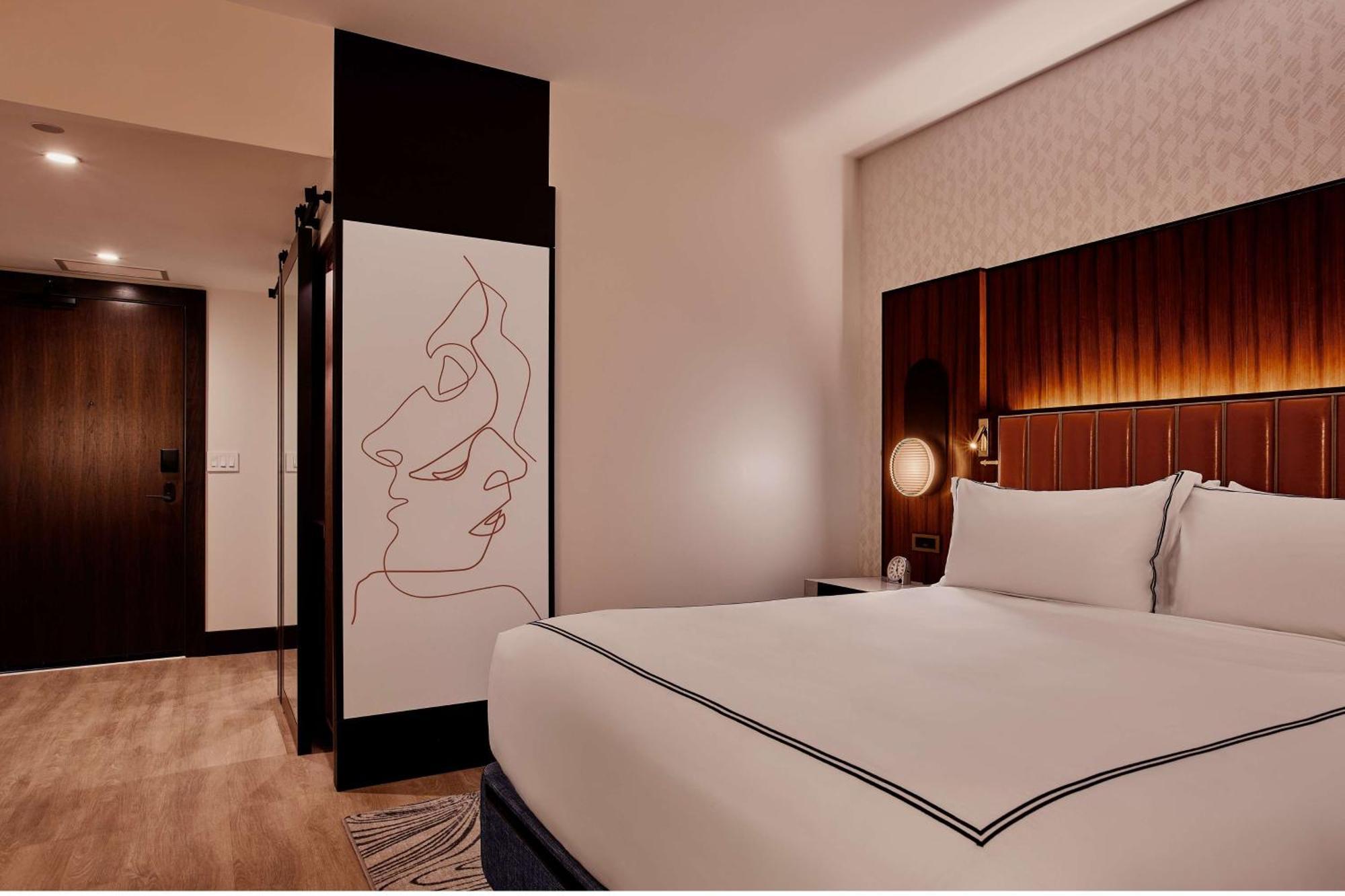 Готель The Godfrey Detroit, Curio Collection By Hilton Екстер'єр фото